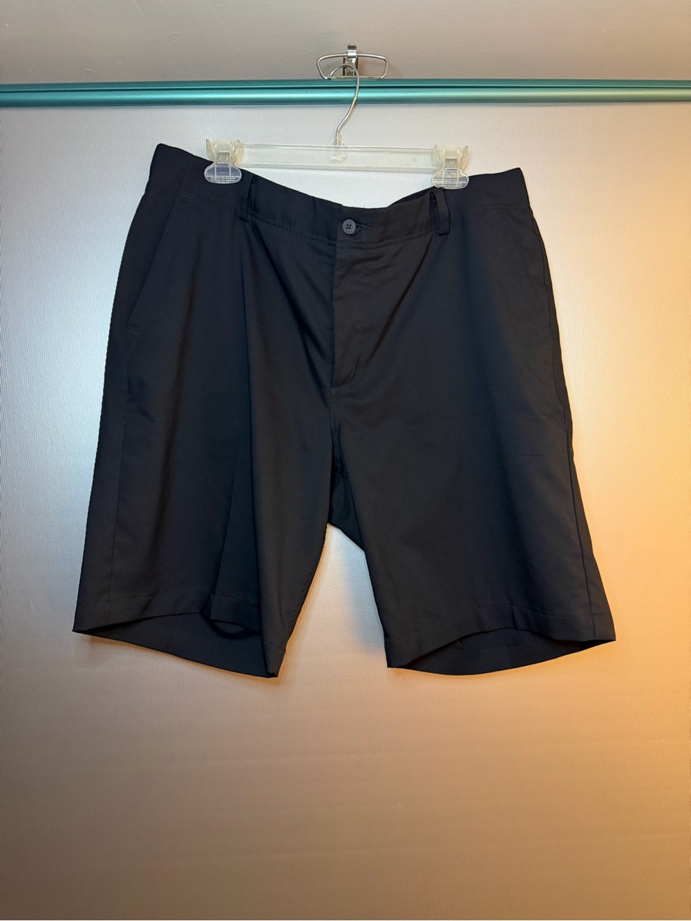 Nike Men's Black Flat-Front Performance Shorts dri-fit